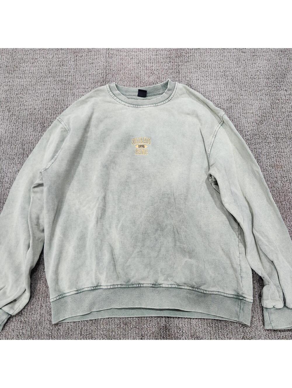 Urban Outfitters Light Green Crewneck Sweatshirt Size Small - Picture 6 of 9